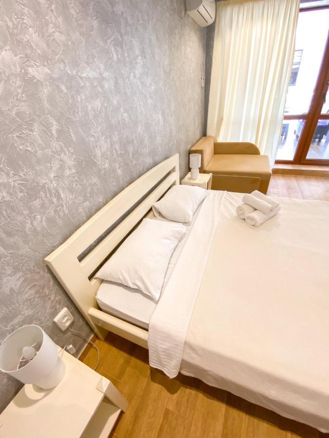 золотий лев Hotel Zatoka
