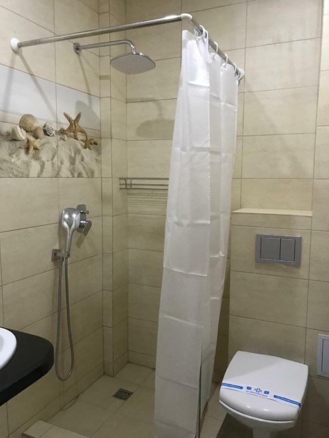 золотий лев Hotel Zatoka